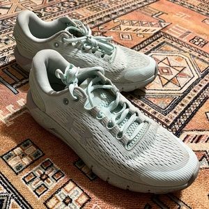 Under Armor CHARGED Rogue mint green tennis shoe